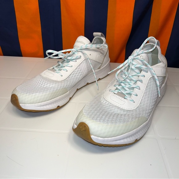 Columbia Water Shoes
Women’s Summertide™ size 9 Shoe laceup great used condition - Picture 2 of 7